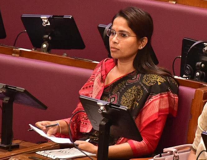 "पूजा पाल ने SP और अखिलेश यादव पर जान से मारने की धमकी का आरोप लगाया"